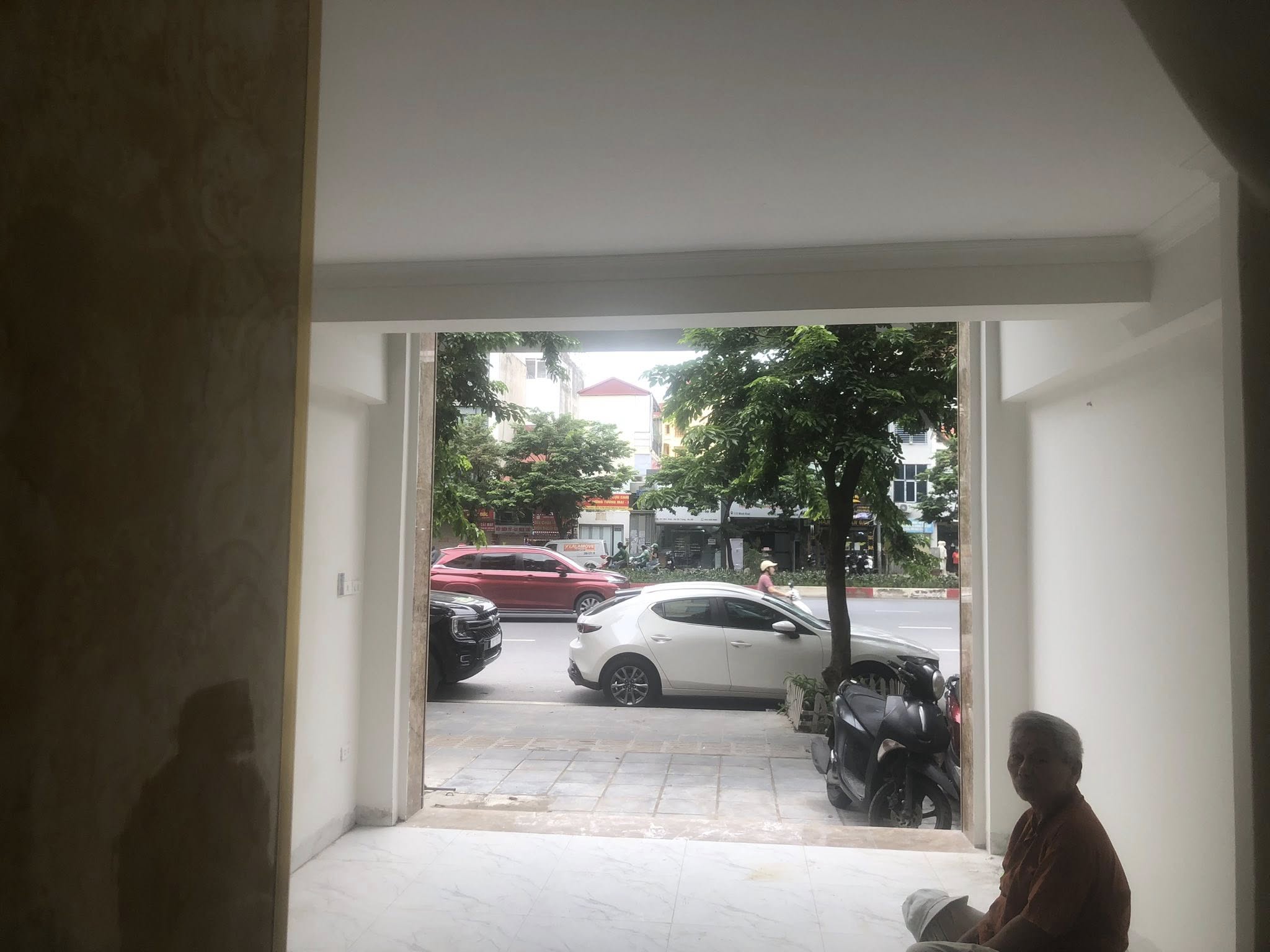 Cho thuê nhà Mặt Phố Minh Khai, 4.5 tầng x 25m2, mt 4m, 2 ngủ, 27 Triệu - Ảnh chính